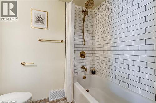148 St Andrews Drive, Hamilton, ON - Indoor Photo Showing Bathroom