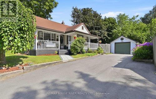 303 BURNS STREET E  Whitby, ON L1N 1J7