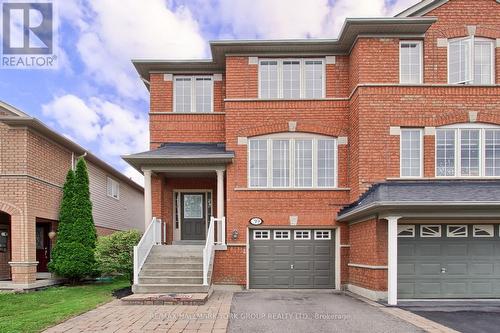 39 MILLCLIFF CIRCLE  Aurora, ON L4G 7N7