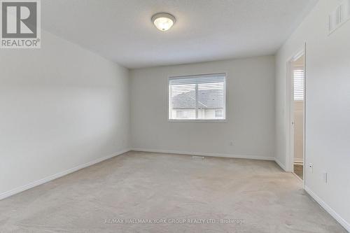 39 Millcliff Circle, Aurora, ON - Indoor Photo Showing Other Room