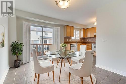 39 Millcliff Circle, Aurora, ON - Indoor Photo Showing Dining Room