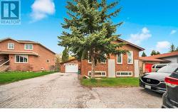 696 SHEPPARD AVENUE  Pickering, ON L1V 1G3