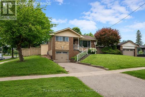 1125 BELVEDERE AVENUE  Oshawa (Donevan), ON L1H 1S9