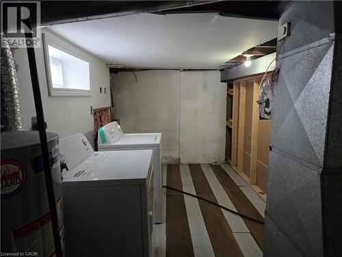 6269 Franklin Avenue, Niagara Falls, ON - Indoor Photo Showing Laundry Room