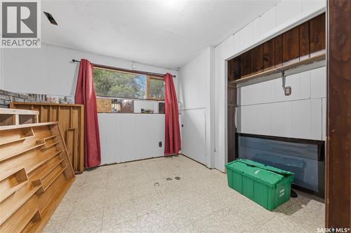 195 Forsyth Crescent, Regina, SK - Indoor