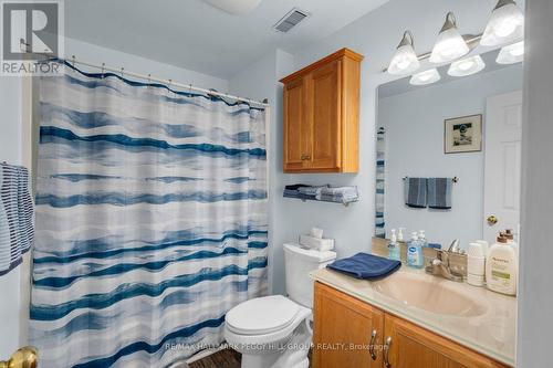18 Draper Crescent, Barrie, ON - Indoor Photo Showing Bathroom