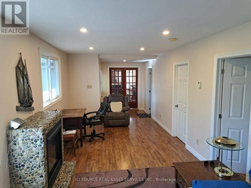 4 Pinewood Drive, Tiny, ON - Indoor