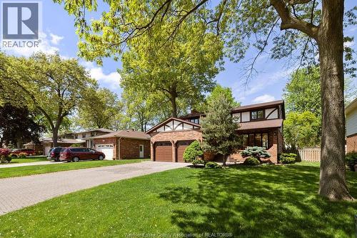 534 MICHAEL CRESCENT , LaSalle, Ontario N9J 3A3 3
