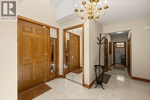 534 MICHAEL CRESCENT , LaSalle, Ontario N9J 3A3 5