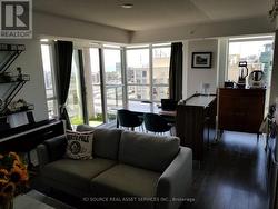 LP-09 - 68 ABELL STREET Toronto, ON M6J 0B1