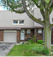 30 REGENT Avenue Unit# 56  Hamilton, ON L9B 1B3