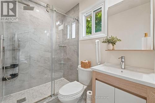 3135 Shadetree Drive, Mississauga, ON - Indoor Photo Showing Bathroom