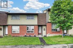 1352 BAKKER COURT Ottawa, ON K1C 2K4