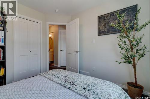 3277 Chuka Boulevard, Regina, SK - Indoor Photo Showing Bedroom
