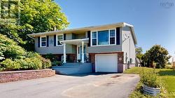 80 Apple Tree Lane  Kentville, NS B4N 3Y6