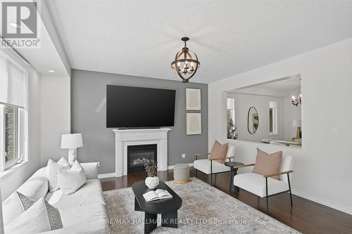 1334 Upper Paradise Road, Hamilton, ON - Indoor Photo Showing Other Room With Fireplace