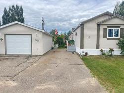 14 Goldfinch Crescent  Brandon, MB R7C 1B2