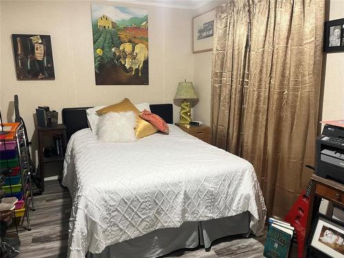 14 Goldfinch Crescent, Brandon, MB - Indoor Photo Showing Bedroom