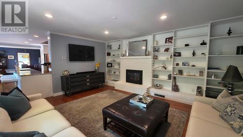 823 Fourth Lin E, Sault Ste. Marie, ON - Indoor Photo Showing Living Room With Fireplace
