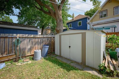 207 Hill Street, Winnipeg, MB - Outdoor With Exterior