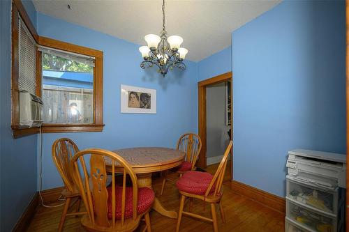 207 Hill Street, Winnipeg, MB - Indoor Photo Showing Dining Room