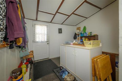 207 Hill Street, Winnipeg, MB - Indoor
