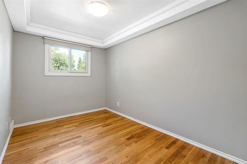 106 Clayton Drive, Winnipeg, MB - Indoor Photo Showing Other Room