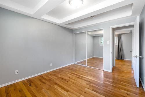 106 Clayton Drive, Winnipeg, MB - Indoor Photo Showing Other Room