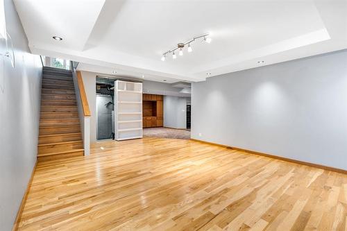 106 Clayton Drive, Winnipeg, MB - Indoor Photo Showing Other Room