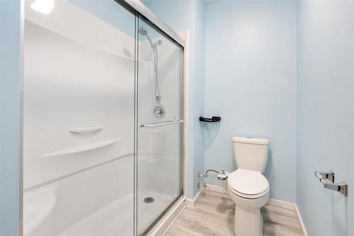 106 Clayton Drive, Winnipeg, MB - Indoor Photo Showing Bathroom