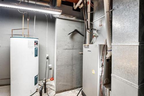 106 Clayton Drive, Winnipeg, MB - Indoor Photo Showing Basement