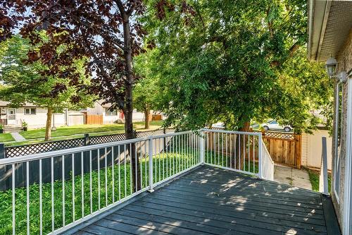 106 Clayton Drive, Winnipeg, MB - Outdoor With Deck Patio Veranda