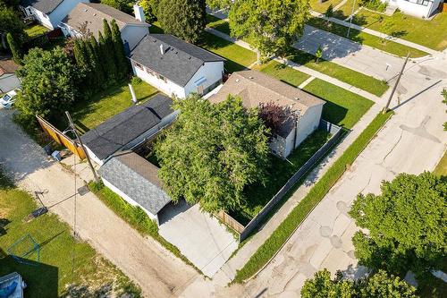 106 Clayton Drive, Winnipeg, MB - Outdoor With View