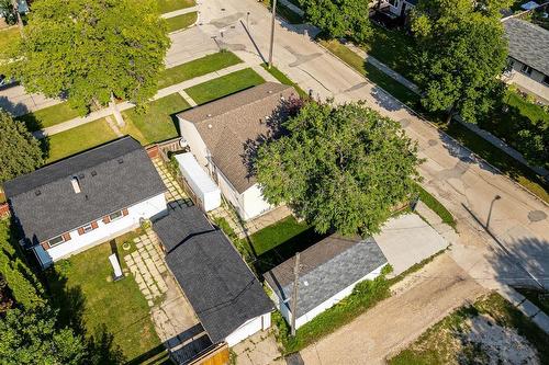 106 Clayton Drive, Winnipeg, MB - Outdoor With View