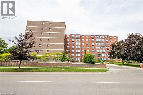 99 DONN Avenue Unit# 403  Stoney Creek, ON L8E 4Z9