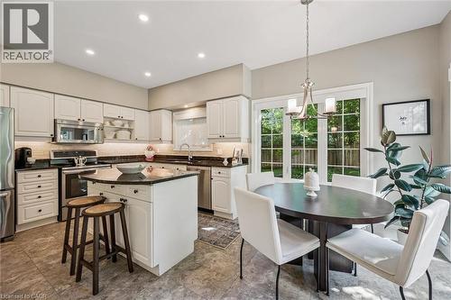 25 MANOR PARK Crescent Unit# 11  Guelph, ON N1G 1A2