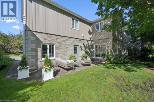 25 Manor Park Crescent Unit# 11, Guelph, ON - Outdoor