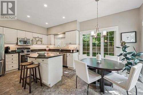 11 - 25 Manor Park Crescent, Guelph (Dovercliffe Park/Old University), ON - Indoor