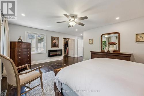 11 - 25 Manor Park Crescent, Guelph (Dovercliffe Park/Old University), ON - Indoor Photo Showing Bedroom