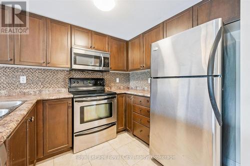 212 - 37 Goodwin Drive, Guelph (Pineridge/Westminster Woods), ON - Indoor Photo Showing Kitchen