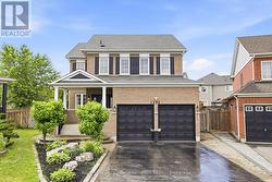 1296 RAVENCLIFFE COURT  Oshawa (Taunton), ON L1K 2Y3