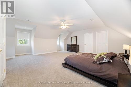43 Ravina Crescent, Hamilton, ON - Indoor Photo Showing Bedroom