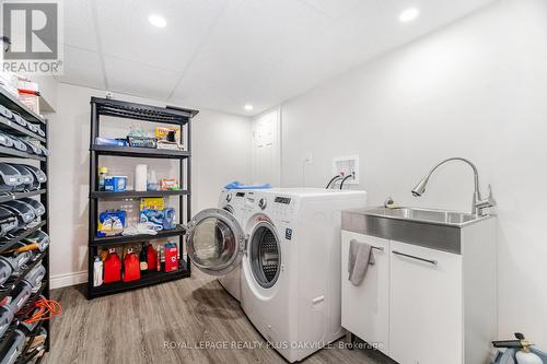 43 Ravina Crescent, Hamilton, ON - Indoor Photo Showing Laundry Room