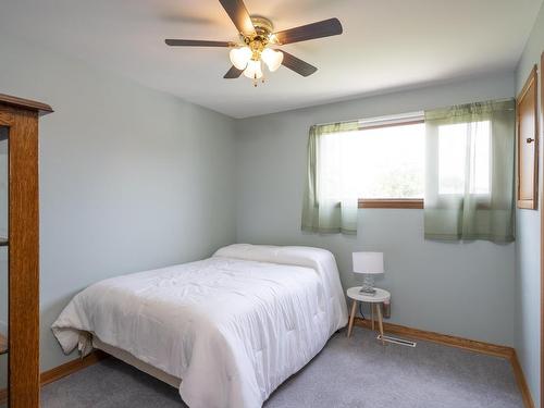 236 Poplar Ave, Thunder Bay, ON - Indoor Photo Showing Bedroom