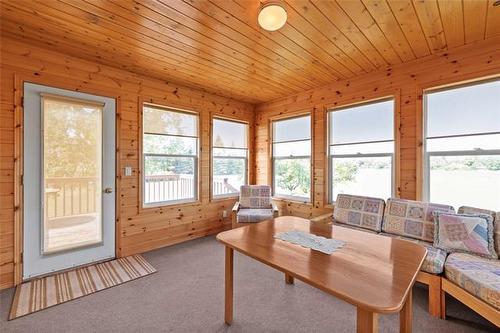 149 Bridgeview Dr, St Clements, MB - Indoor Photo Showing Living Room