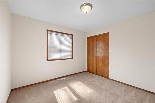 149 Bridgeview Dr, St Clements, MB - Indoor Photo Showing Other Room