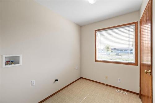 149 Bridgeview Dr, St Clements, MB - Indoor Photo Showing Other Room