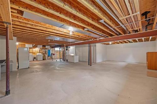149 Bridgeview Dr, St Clements, MB - Indoor Photo Showing Basement