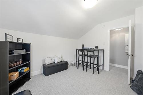 291 Campbell St, Winnipeg, MB - Indoor