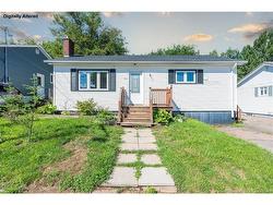 194 Jones ST Moncton, NB E1C 6K3
